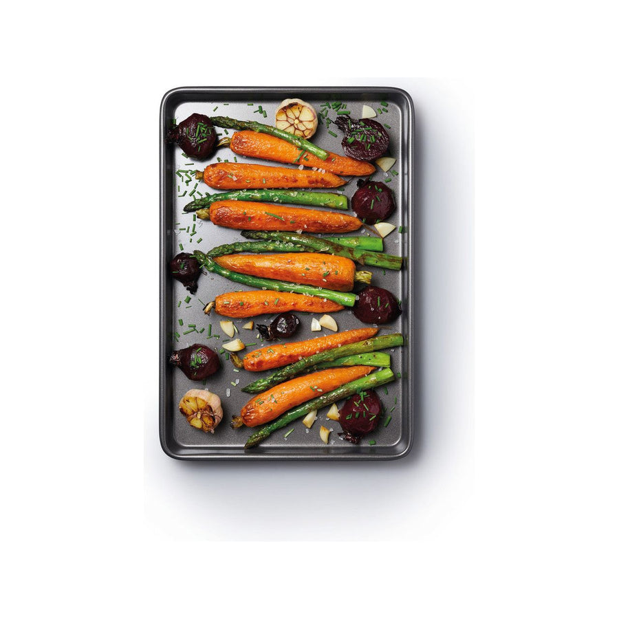 MasterClass Non-Stick Roaster & Baking Tray Twin Pack