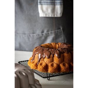 MasterClass Button Cake Bundt Tin